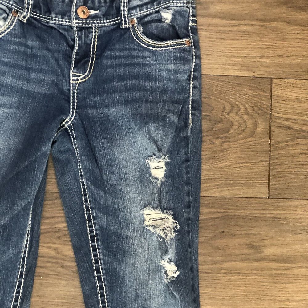 Maurices Denim Jeans Jeggings Distressed  Patch BOHO 3 Long Stretch - Picture 10 of 14